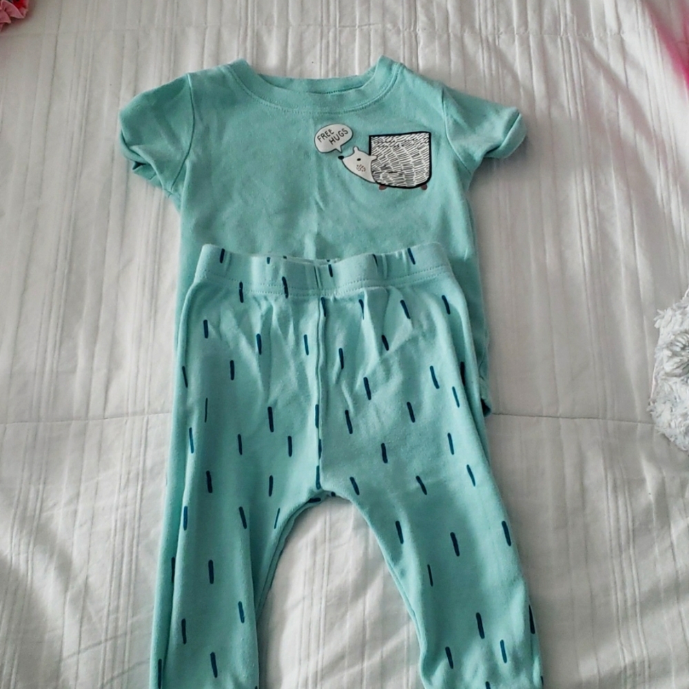 Old Navy 12-18 month Hedgehog Pajamas